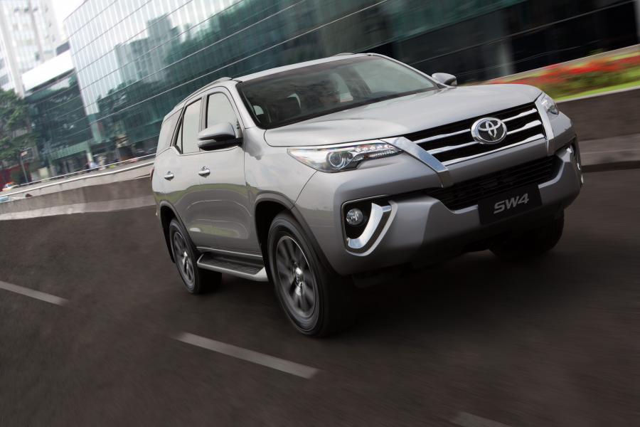  Toyota SW4 2016 года  (фото 24 из 32)